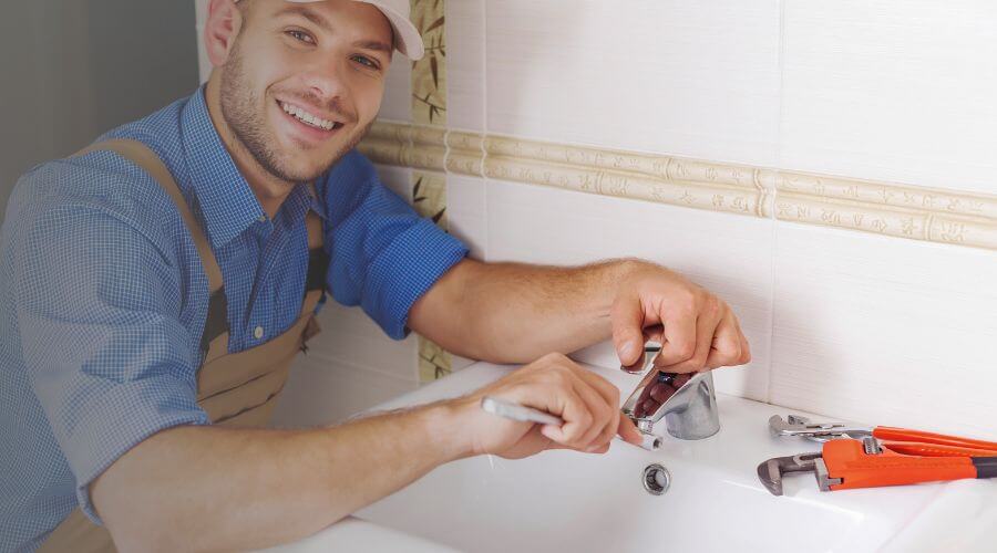 Expert burst pipe repair services in West Fulton, NY